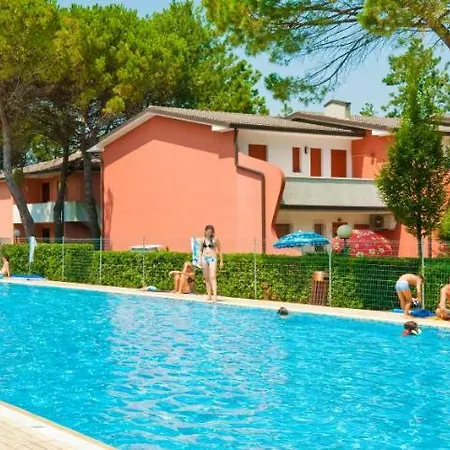 Villaggio Azzurro * بيبيوني